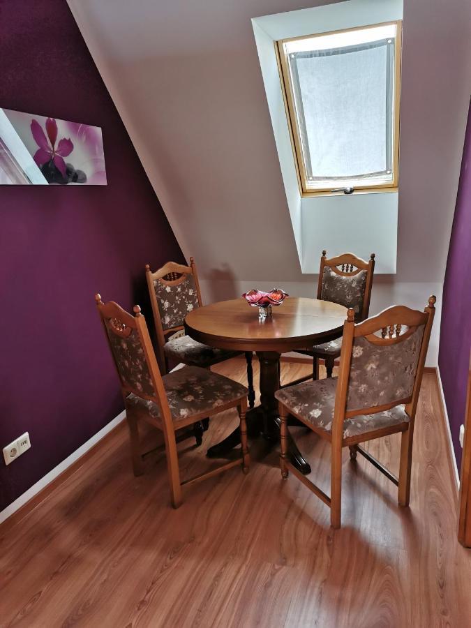 Bockendorf Monteur- Und Ferienwohnung In Hainichen - Obergeschoss Oder Dachgeschoss - Familie Weber מראה חיצוני תמונה
