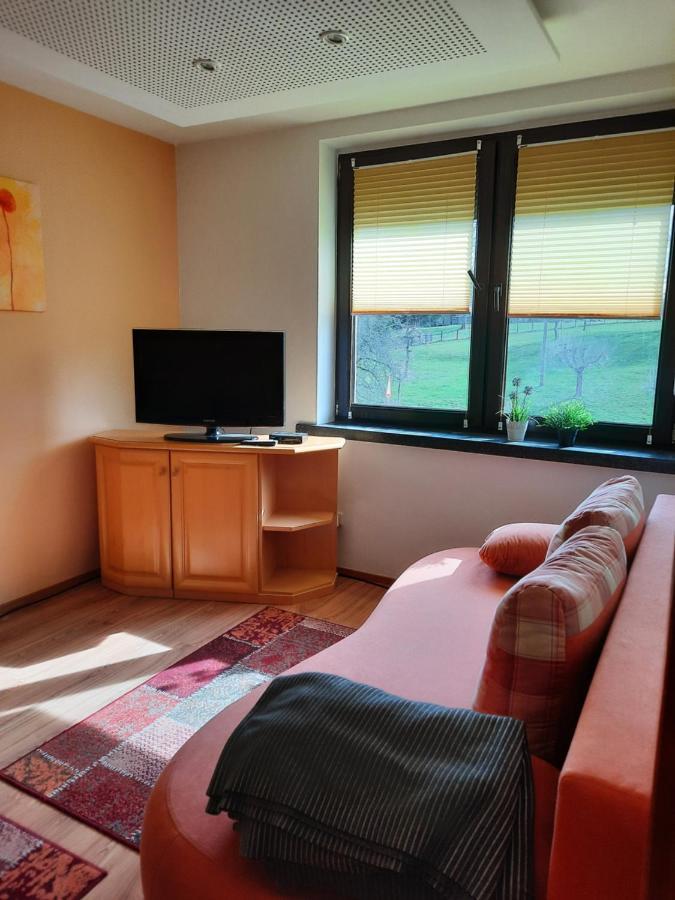 Bockendorf Monteur- Und Ferienwohnung In Hainichen - Obergeschoss Oder Dachgeschoss - Familie Weber מראה חיצוני תמונה