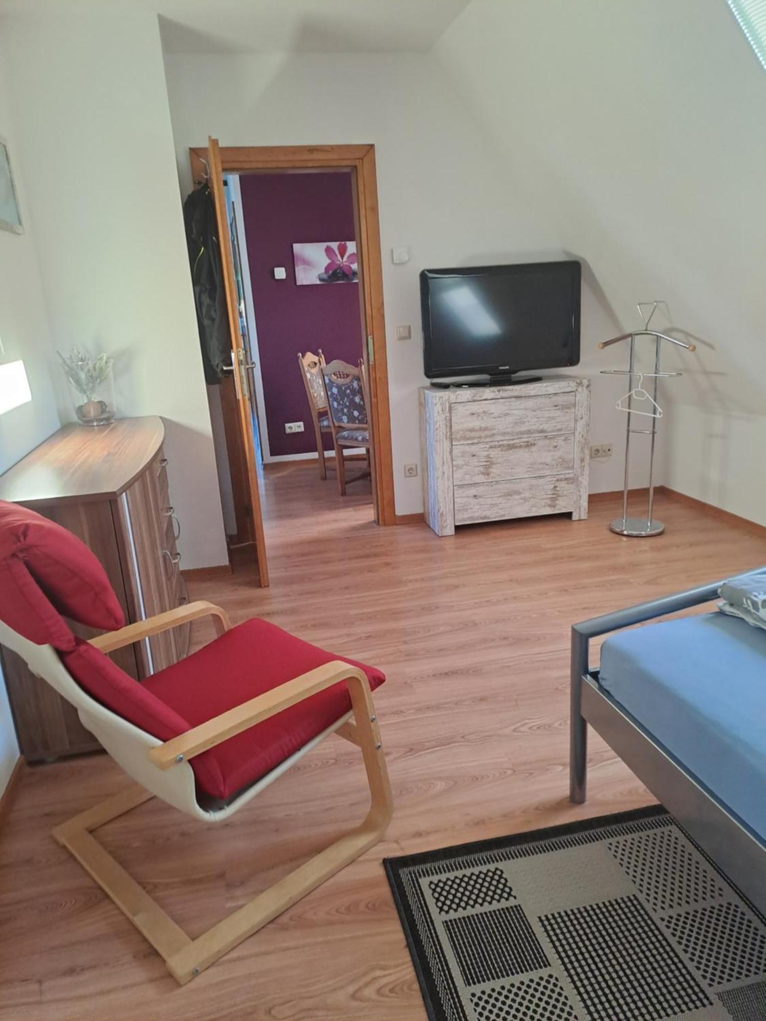 Bockendorf Monteur- Und Ferienwohnung In Hainichen - Obergeschoss Oder Dachgeschoss - Familie Weber מראה חיצוני תמונה