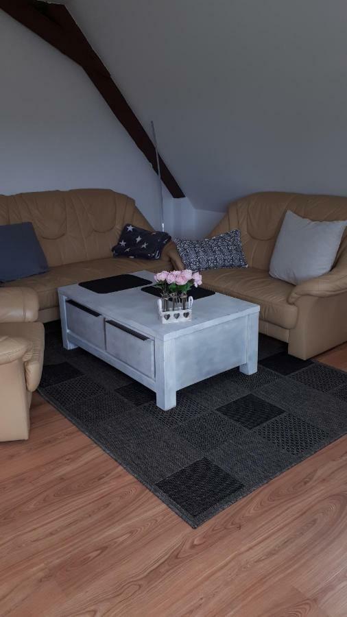 Bockendorf Monteur- Und Ferienwohnung In Hainichen - Obergeschoss Oder Dachgeschoss - Familie Weber מראה חיצוני תמונה